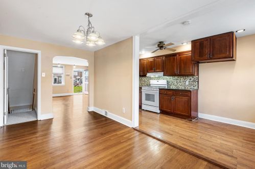 302 Stratford Rd, Manor PA  19036-1638 exterior