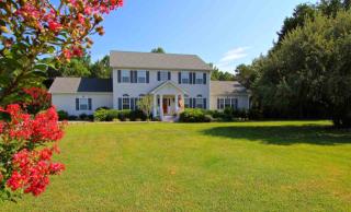 2 Fleetwood Dr, Bybee, VA 22963-2652