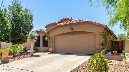 6417 Wahalla Ln, Glendale AZ  85308-7085 exterior
