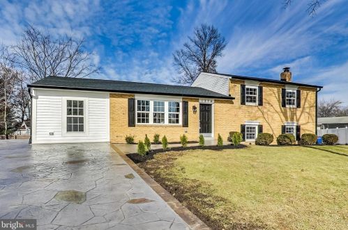 1274 Redwood Ct, Herndon, VA 20170-3634