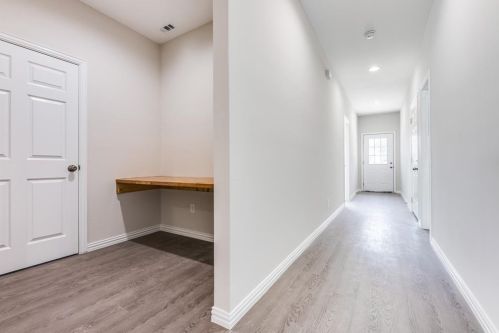 4343 Frank St, Dallas TX  75210-1236 exterior