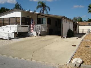 7403 Cascade Dr, Port Richey, FL 34667-2262