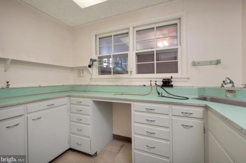 1200 Milltown Rd, Wilmington DE  19808-3004 exterior