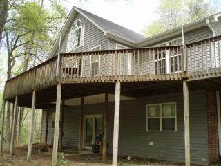 313 Wood Rd, Taylors SC  29687-5528 exterior
