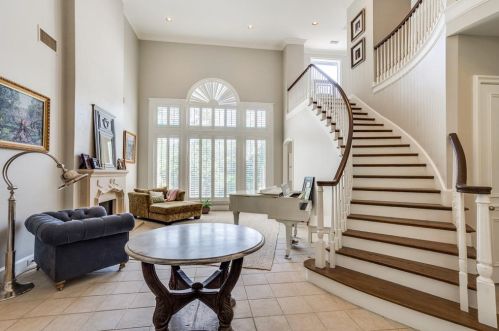 2501 Pelican Ct, Lewisville, TX 75022-5577