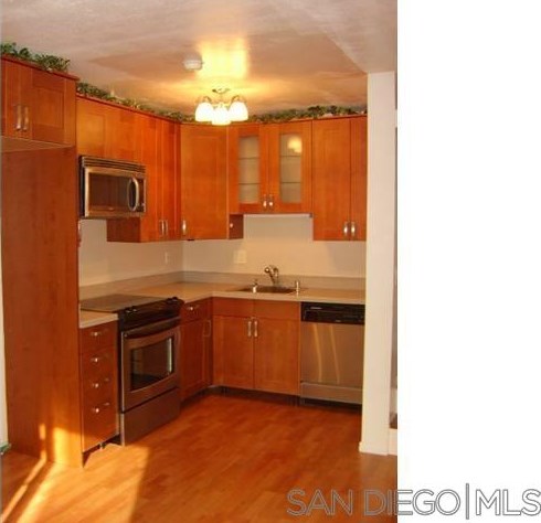 10455 Caminito Rimini, San Diego CA 92129-2060 exterior