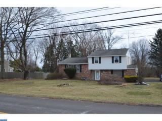286 Twining Ford Rd, Southampton, PA 18954-1848