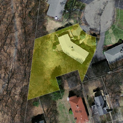 63 Bencliffe Cir, Newton MA 02466-1101 aerial view