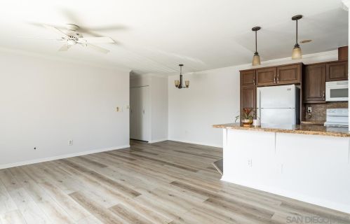 4938 Via Lapiz, San Diego, CA 92122-3911