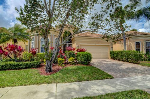 7139 Demedici Cir, Delray Beach, FL 33446-3185