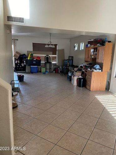 1721 64th Ave, Phoenix, AZ 85043-5745