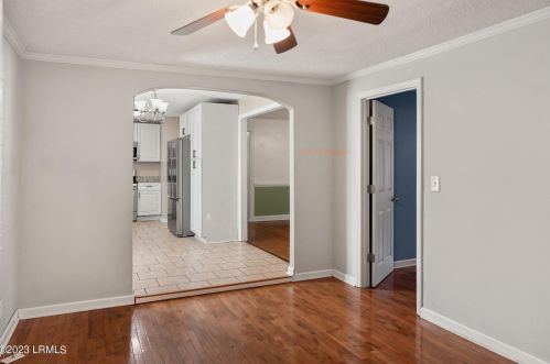 217 Burroughs Ave, Beaufort SC  29902-5307 exterior