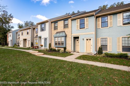 26 Wyndham Pl, Trenton NJ  08691-3121 exterior