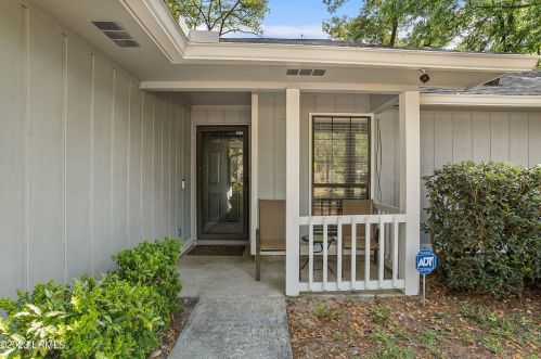 20 Calico Ct, Beaufort, SC 29906-8900