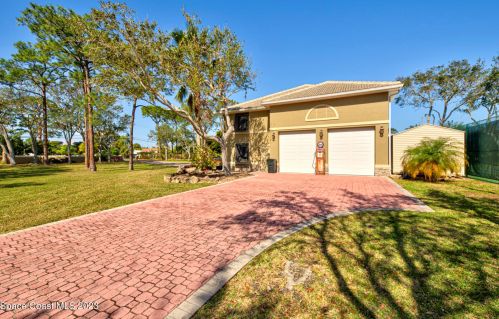2442 Newfound Harbor Dr, Merritt Island FL  32952-2870 exterior