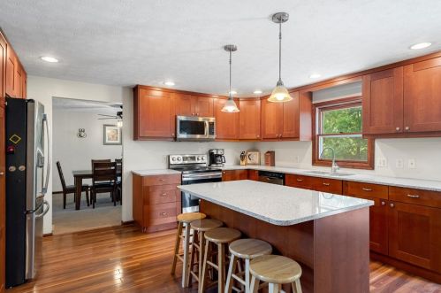 493 Mitchell Rd, Wilmington OH  45177-8519 exterior