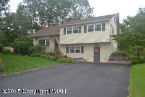 2095 Pleasant View Dr, Stroudsburg, PA 18360-9761