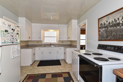 117 River St, Waterford WI  53185-4149 exterior