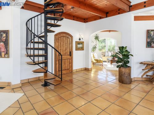 1080 Victorine Rd, Livermore CA  94551-6635 exterior