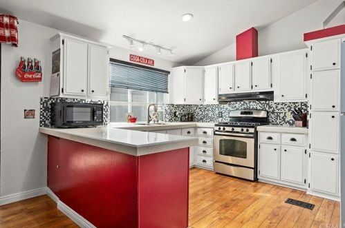 33278 Hidden Holw Dr, Wildomar CA exterior