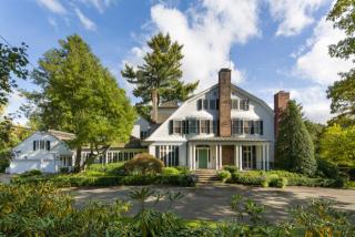 275 Bedford Rd, Chappaqua NY  10514-2701 exterior