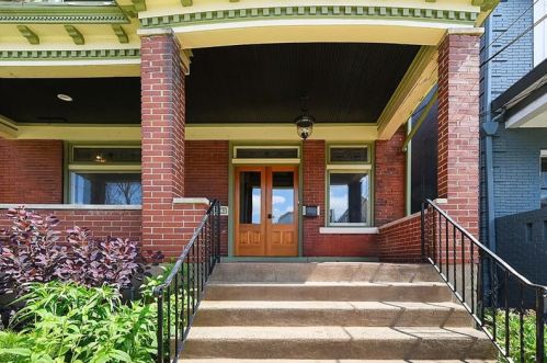5541 Avondale Pl, Pittsburgh, PA 15206-1404