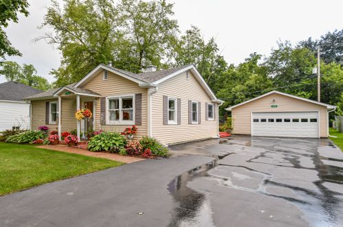 11218 10 Ave, Kenosha WI 53158-5264 exterior