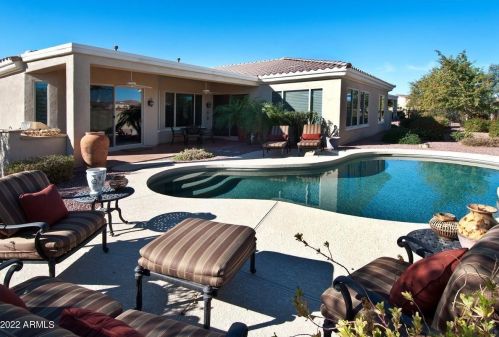 22207 Montecito Ave, Sun City, AZ 85375-6814