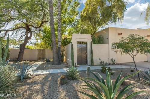 8383 Las Estancias St, Scottsdale, AZ 85250-4802