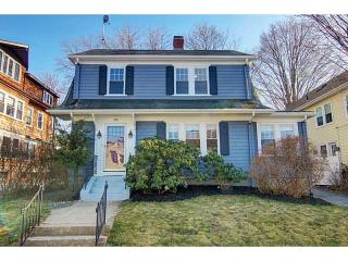 102 Dexterdale Rd, Providence, RI 02906-1926