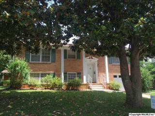3217 Blue Crest St, Huntsville, AL 35805-4303