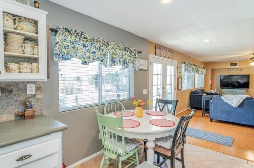 28 Del Brienza, Lake Elsinore CA  92532-0221 exterior
