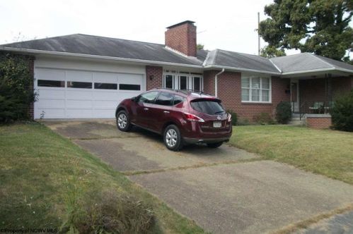 227 Wildwood St, Clarksburg, WV 26301-4355