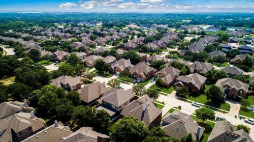 3604 Leanne Dr, Lewisville TX  75022-0962 exterior