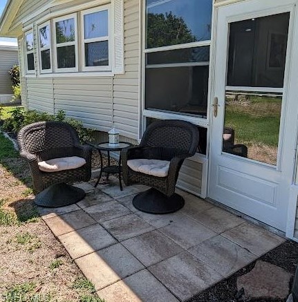 46 Le Mans Dr, Naples FL 34112-9127 exterior