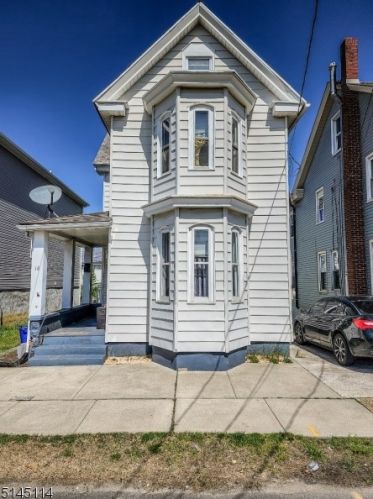 18 Barber Ave, West Deptford NJ  08096-2414 exterior