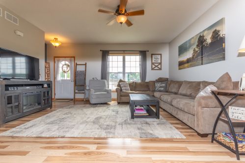 495 Wisconsin Ave, Twin Lakes, WI 53181-8810