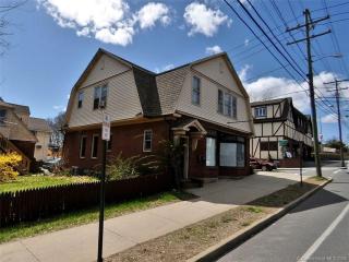 440 Main St, Meriden CT  06451-6047 exterior
