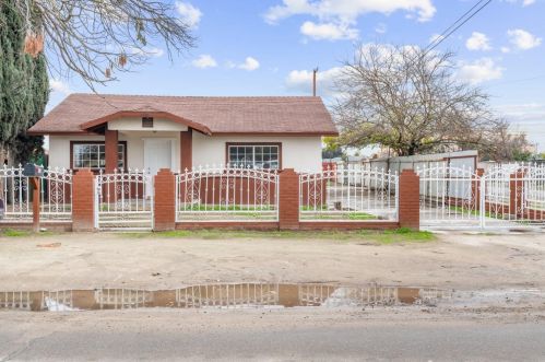 1130 Inyo Ave, Modesto CA  95358-6033 exterior