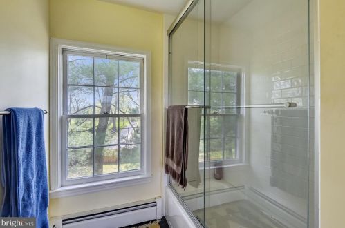 20209 St Louis Rd, Purcellville VA  20132-4905 exterior