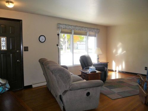 903 Tommark St, Green Bay, WI 54304-2355