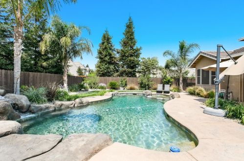 1219 Ruess Rd, Ripon CA  95366-9425 exterior