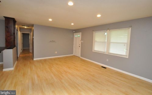 34 Elmire Ln, Willingboro NJ  08046-2307 exterior