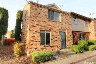 4221 Weymouth Ln, Sacramento CA  95823-3512 exterior