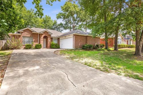 12084 La Salle River Rd, Conroe TX  77304-4004 exterior
