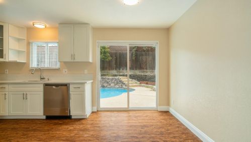 7600 Mcconnel Dr, Citrus Heights CA  95610-2606 exterior