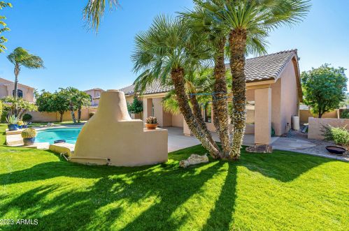 7012 Hearn Rd, Scottsdale AZ  85254-3419 exterior