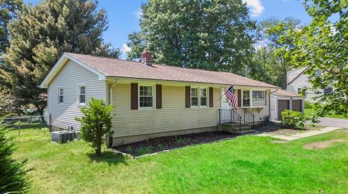 265 Pond Point Ave, Milford, CT 06460-6754