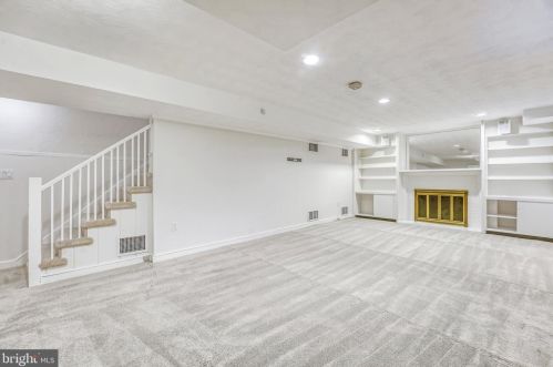 3073 Cleveland Ave, Washington DC 20008-3450 exterior