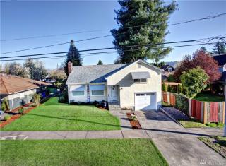 411 7th Ave, Puyallup, WA 98371-4241